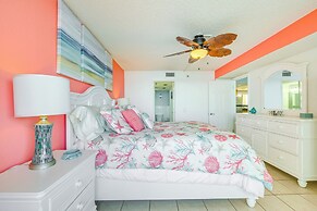 Waterfront Hudson Condo w/ Pool & Beach Access