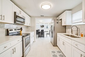 Hudson Vacation Rental w/ Game Room: 3 Mi to Beach