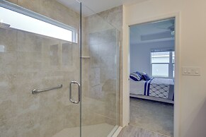 Pool Access: Sleek Home in The Villages w/ Lanai