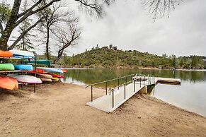 Groveland Vacation Rental w/ Private Deck & Grill!