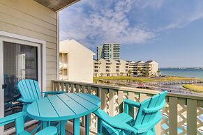 Bayfront Pensacola Beach Condo w/ Pool & Elevator