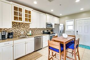 Bayfront Pensacola Beach Condo w/ Pool & Elevator