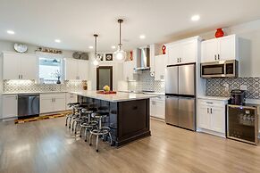 Luxe Gulf Breeze Vacation Rental: Furnished Patio!