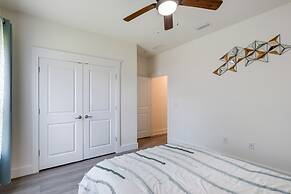 Luxe Gulf Breeze Vacation Rental: Furnished Patio!