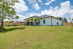 Luxe Gulf Breeze Vacation Rental: Furnished Patio!