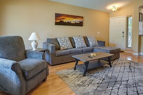 Bright Peoria Home w/ Gas Grill & Fire Pit!