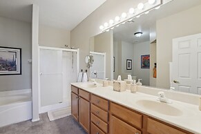 Oro Valley Condo w/ Desert & Mountain Views!