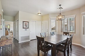 Oro Valley Condo w/ Desert & Mountain Views!