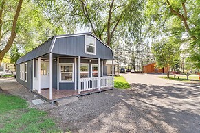 20 Mi to Glacier Natl Park: Pet-friendly Cabin