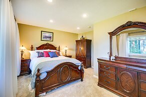 Charming Poulsbo Retreat: Hood Canal Views!