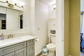 Charming Poulsbo Retreat: Hood Canal Views!