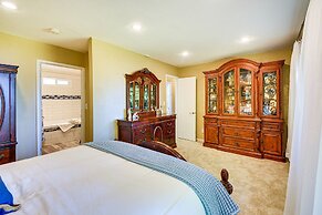 Charming Poulsbo Retreat: Hood Canal Views!