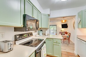 Gulf Breeze Escape w/ Patio + Community Pool!