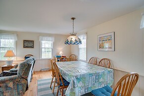 Walk to Beach: Chatham Getaway w/ Sunroom!