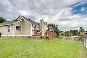 11 Mi to Denver: Pet-friendly Home in Thornton!