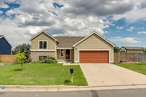 11 Mi to Denver: Pet-friendly Home in Thornton!