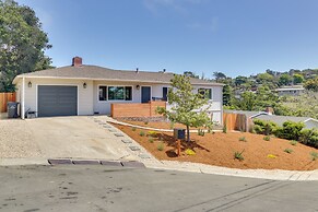 Modern Del Rey Oaks Retreat: 2 Mi to Monterey Bay!