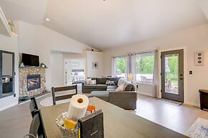 Lakefront Bremerton Vacation Rental w/ Hot Tub!