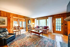 Highlands Vacation Rental - Walk to Mirror Lake!