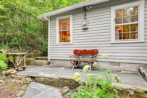 Highlands Vacation Rental - Walk to Mirror Lake!