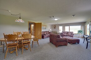 Nature's Paradise: Rustic Retreat in Wisconsin!