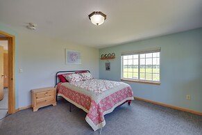 Nature's Paradise: Rustic Retreat in Wisconsin!