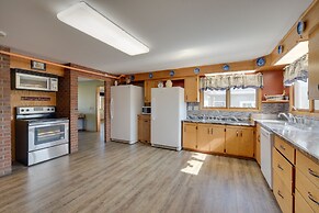 Nature's Paradise: Rustic Retreat in Wisconsin!