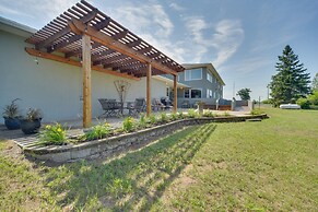 Nature's Paradise: Rustic Retreat in Wisconsin!