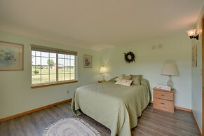 Nature's Paradise: Rustic Retreat in Wisconsin!