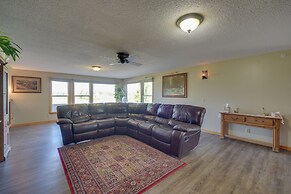 Nature's Paradise: Rustic Retreat in Wisconsin!