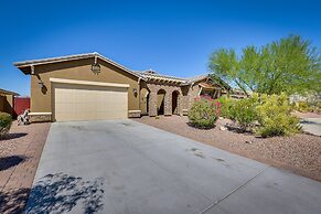 Saltwater Pool & Swim-up Bar: Goodyear Oasis!