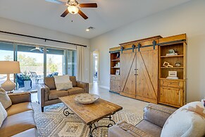 Saltwater Pool & Swim-up Bar: Goodyear Oasis!