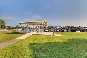 Orange Beach Condo w/ Dock: Boater's Paradise!