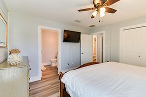 Orange Beach Condo w/ Dock: Boater's Paradise!