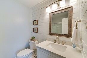 Orange Beach Condo w/ Dock: Boater's Paradise!