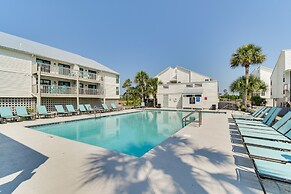 Orange Beach Condo w/ Dock: Boater's Paradise!