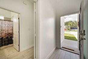 3 Mi to Lakefront Beach: St Cloud Apt