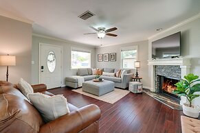 Canyon Lake Vacation Rental < 1/2 Mi to Water!