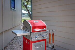 Canyon Lake Vacation Rental < 1/2 Mi to Water!