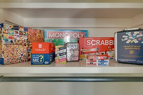 Canyon Lake Vacation Rental < 1/2 Mi to Water!