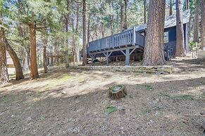 Crestline Vacation Rental, Close to Hiking Trails!