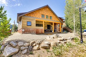 Mountain Views: Luxurious Grand Lake Escape!