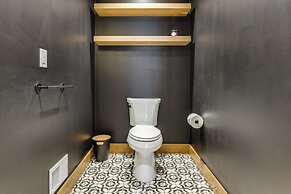 Mountain Views: Luxurious Grand Lake Escape!