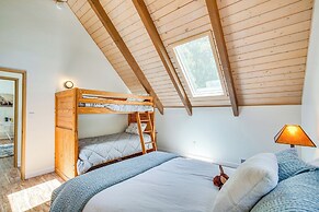 Lake Arrowhead Cabin: Steps to Lake!