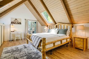 Lake Arrowhead Cabin: Steps to Lake!