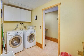 Crestline Area Vacation Rental Cabin w/ Decks!