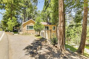 Pet-friendly California Abode w/ Fenced-in Yard!