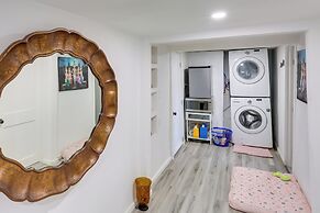 Pet-friendly California Abode w/ Fenced-in Yard!