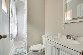 Cincinnati Vacation Rental ~ 4 Mi to Downtown!