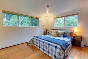 Expansive Lake Forest Park Home w/ Private Deck!